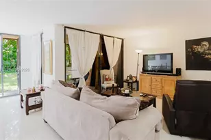 101 SW 96th Terrace, Plantation, FL 33324 - Photo 14