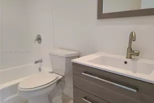 999 Brickell Bay Dr, Miami, FL 33131 - Photo 6