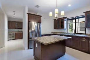 324 SW 30th Rd, Miami, FL 33129 - Photo 10