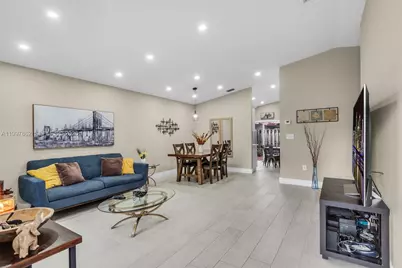 7001 W 35th Ave #169, Hialeah, FL 33018 - Photo 4