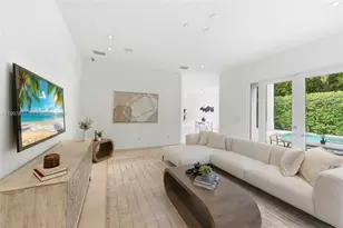 3752 NE 199th St, Aventura, FL 33180 - Photo 14