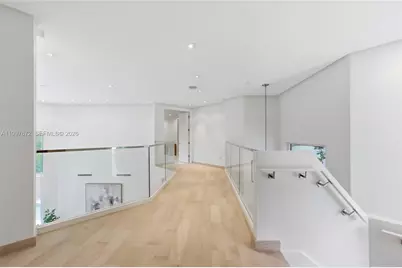 3752 NE 199 St, Aventura, FL 33180 - Photo 20