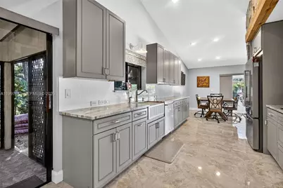 8860 SW 49th Ct, Cooper City, FL 33328 - Photo 46