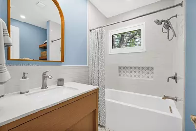 8300 SW 158th St, Palmetto Bay, FL 33157 - Photo 14