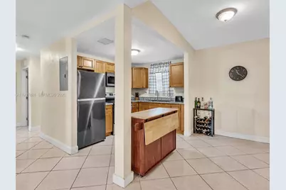 535 NW 29th Ter, Fort Lauderdale, FL 33311 - Photo 10