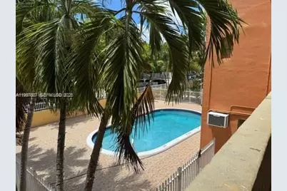 1821 NE 168th St #B3, North Miami Beach, FL 33162 - Photo 2