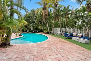 1652 NE 39th St, Oakland Park, FL 33334 - Photo 42