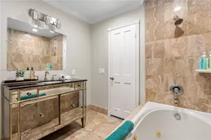 1652 NE 39th St, Oakland Park, FL 33334 - Photo 28
