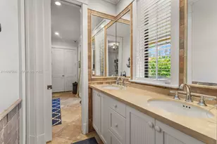 685 Harbor Ln, Key Biscayne, FL 33149 - Photo 34