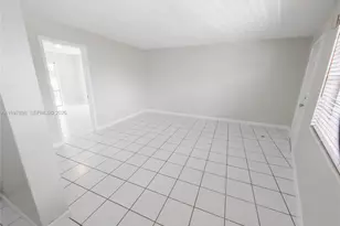 1610 NW N River Dr, Miami, FL 33125 - Photo 2