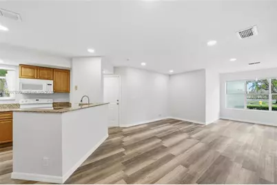 3310 N Pinewalk Dr N #1817, Margate, FL 33063 - Photo 12