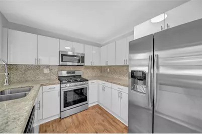 15010 NE 7th Ave, Miami, FL 33161 - Photo 20