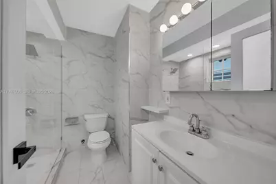 15010 NE 7th Ave, Miami, FL 33161 - Photo 32