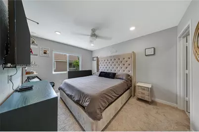 1079 SE 23rd Ter, Homestead, FL 33035 - Photo 14