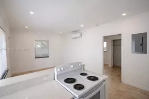 572 NE 67th St, Miami, FL 33138 - Photo 2