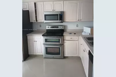 20861 NW 4th St, Pembroke Pines, FL 33029 - Photo 2