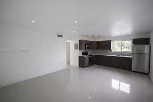 552 NE 61st St, Miami, FL 33137 - Photo 4