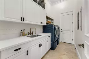 8111 SW 178th St, Palmetto Bay, FL 33157 - Photo 20