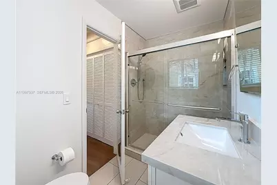 323 Velarde Ave, Coral Gables, FL 33134 - Photo 26