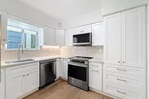 323 Velarde Ave, Coral Gables, FL 33134 - Photo 14