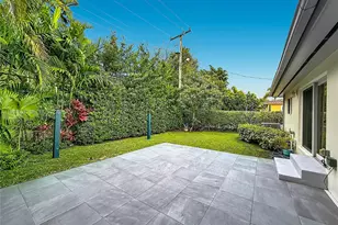 323 Velarde Ave, Coral Gables, FL 33134 - Photo 4