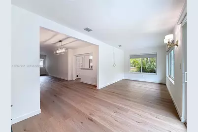 323 Velarde Ave, Coral Gables, FL 33134 - Photo 16