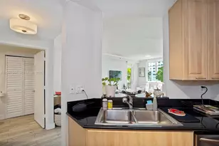 1 Century Ln, Miami Beach, FL 33139 - Photo 10