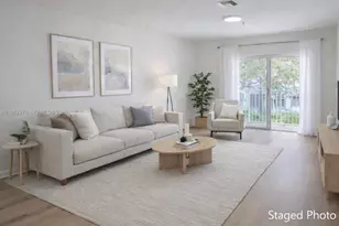 5640 NW 115th Ct, Doral, FL 33178 - Photo 2