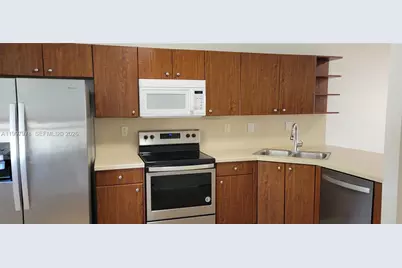 5640 NW 115th Ct #211, Doral, FL 33178 - Photo 12