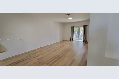 5640 NW 115th Ct #211, Doral, FL 33178 - Photo 6