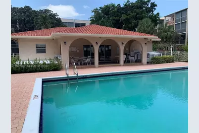 1541 S Ocean Blvd #318, Lauderdale by the Sea, FL 33062 - Photo 6