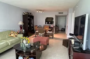 100 Lakeview Dr, Weston, FL 33326 - Photo 10