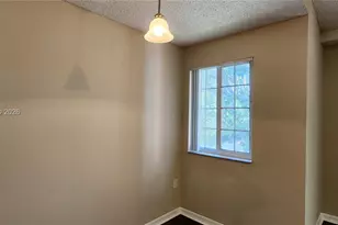 4151 N Haverhill Rd, West Palm Beach, FL 33417 - Photo 4