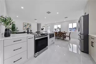 651 NW 9th St, Homestead, FL 33030 - Photo 6
