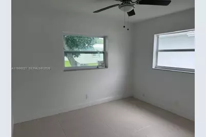 7005 NW 66th Ter, Tamarac, FL 33321 - Photo 8