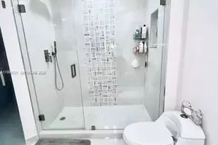 79 SW 12th St, Miami, FL 33130 - Photo 14