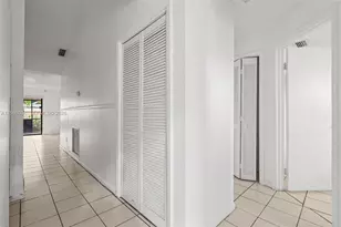 6916 SW 37th St, Miramar, FL 33023 - Photo 4