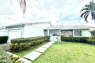 1361 N Fieldlark Ln, Homestead, FL 33035 - Photo 1