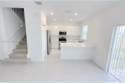12432 NW 23rd Ct, Miami, FL 33167 - Photo 8