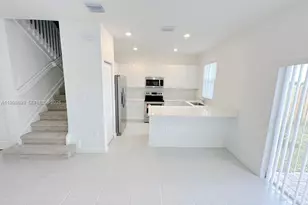 12432 NW 23rd Ct, Miami, FL 33167 - Photo 8