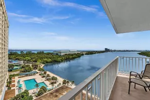 500 Bayview Dr, Sunny Isles Beach, FL 33160 - Photo 40