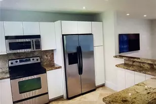 10900 SW 107th Ave, Miami, FL 33176 - Photo 4