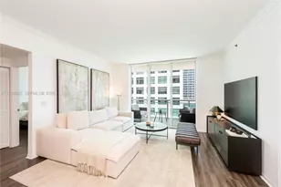 950 Brickell Bay Dr, Miami, FL 33131 - Photo 8