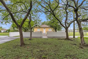 2231 NW 74th St, Miami, FL 33147 - Photo 4