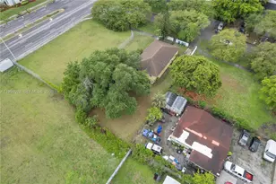 2231 NW 74th St, Miami, FL 33147 - Photo 20