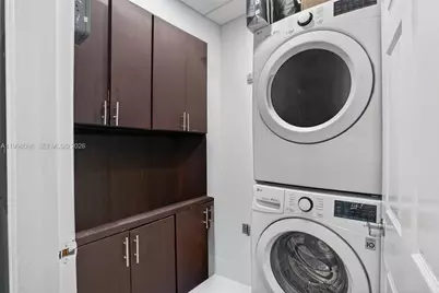 Beauty Salon For Sale in Hialeah, Hialeah, FL 33015 - Photo 12