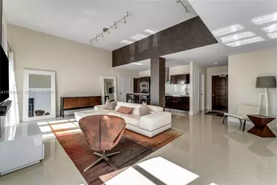 3739 Collins Avenue #N-604, Miami Beach, FL 33140 - Photo 4