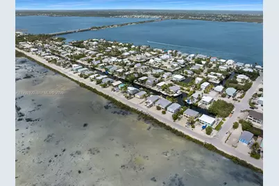 437 Pirates Rd, Torch Key, FL 33042 - Photo 6