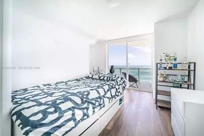 6301 Collins Ave #2802, Miami Beach, FL 33141 - Photo 18