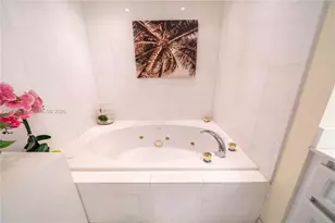 6301 Collins Ave, Miami Beach, FL 33141 - Photo 12